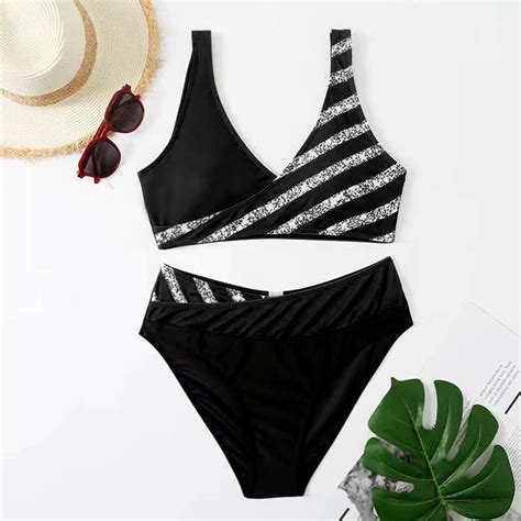 bikini oberteil adidas für grosse brüste|Bikinis in großen Größen für kurvige Frauen .